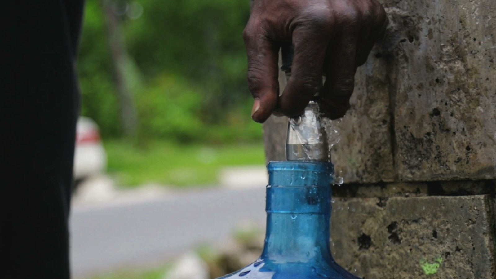 Inner city laments lack of running water