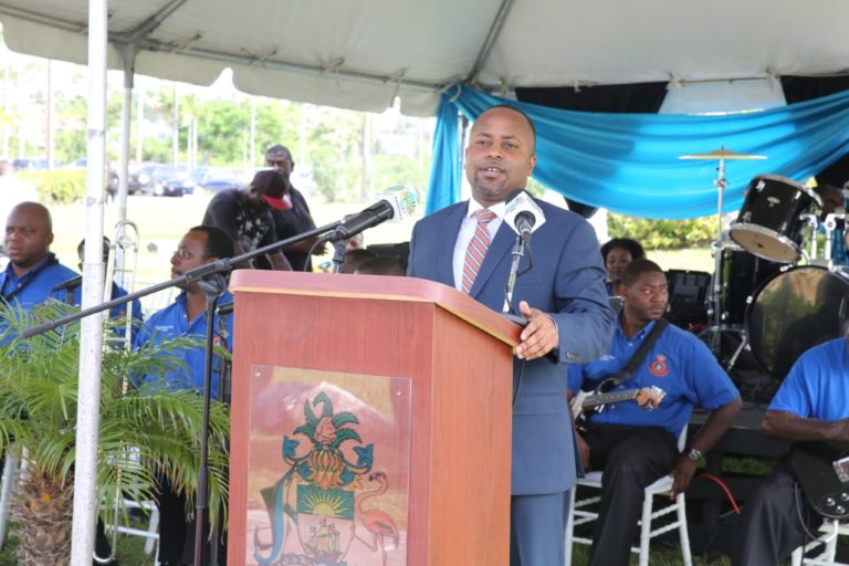 Independence theme fitting reminder of Bahamians’ core values, says Thompson