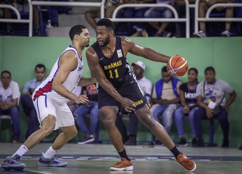 Bahamas edges Dominican Republic 83-82
