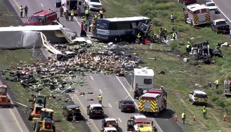 AP: At least 7 killed in head-on bus crash in New Mexico