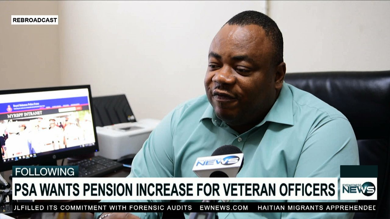 Police want an increase in salary