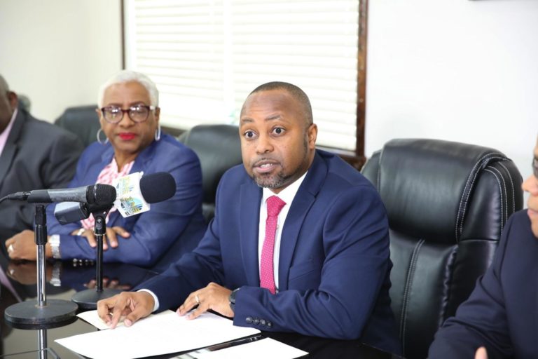 Senator Thompson releases statement on signing of Grand Lucayan LOI