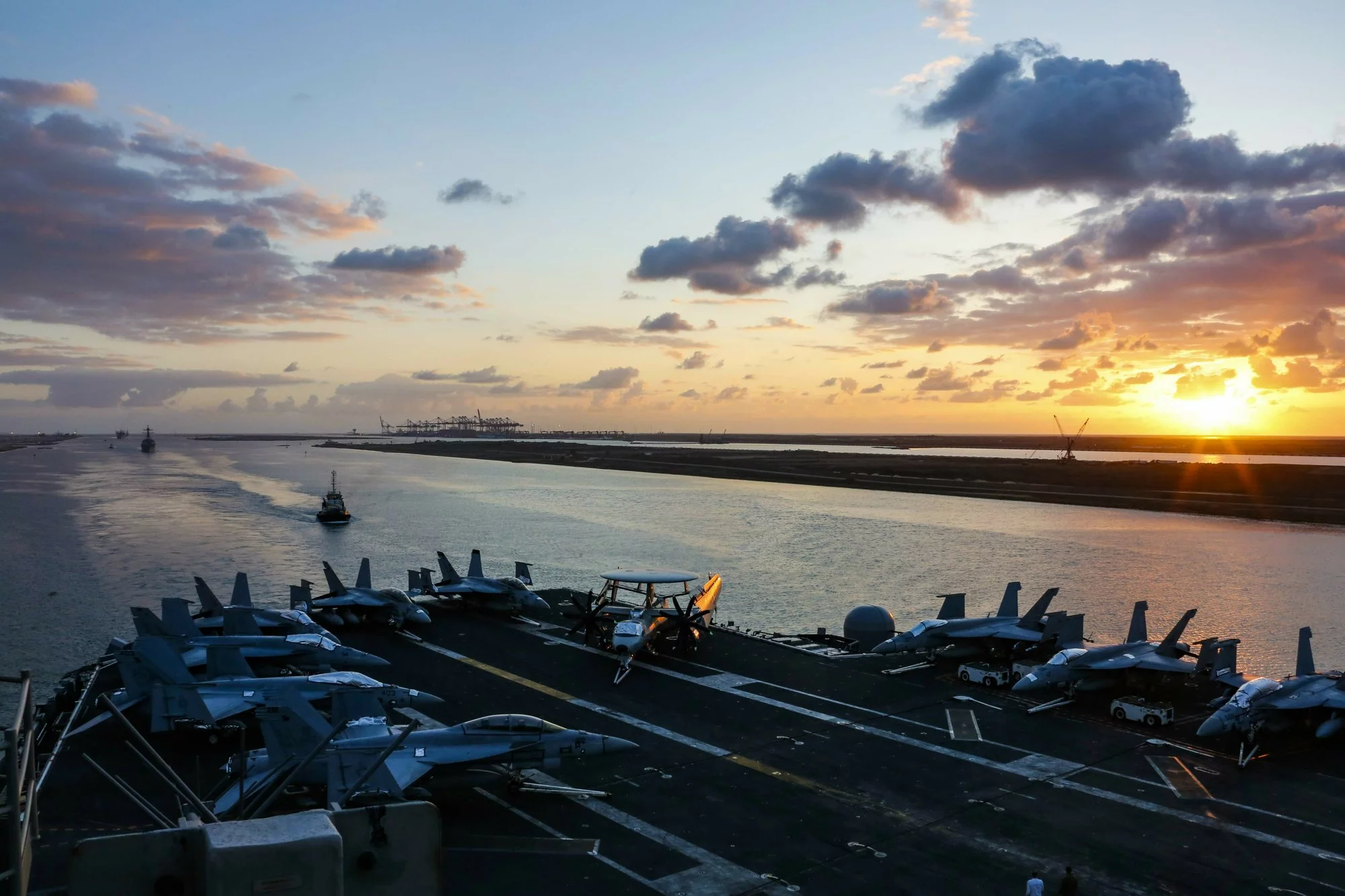 US pulls nonessential staff from Iraq amid Mideast tensions
