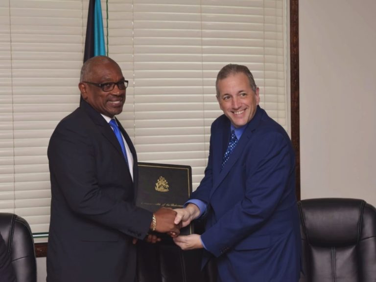 Govt. signs Heads of Agreement for new medical university in Grand Bahama