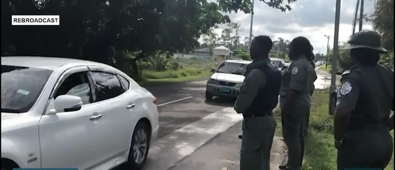 POLICE SEARCH FOR FAKE IMMIGRATION OFFICERS FOR ALLEGED ASSAULT AND ROBBERY