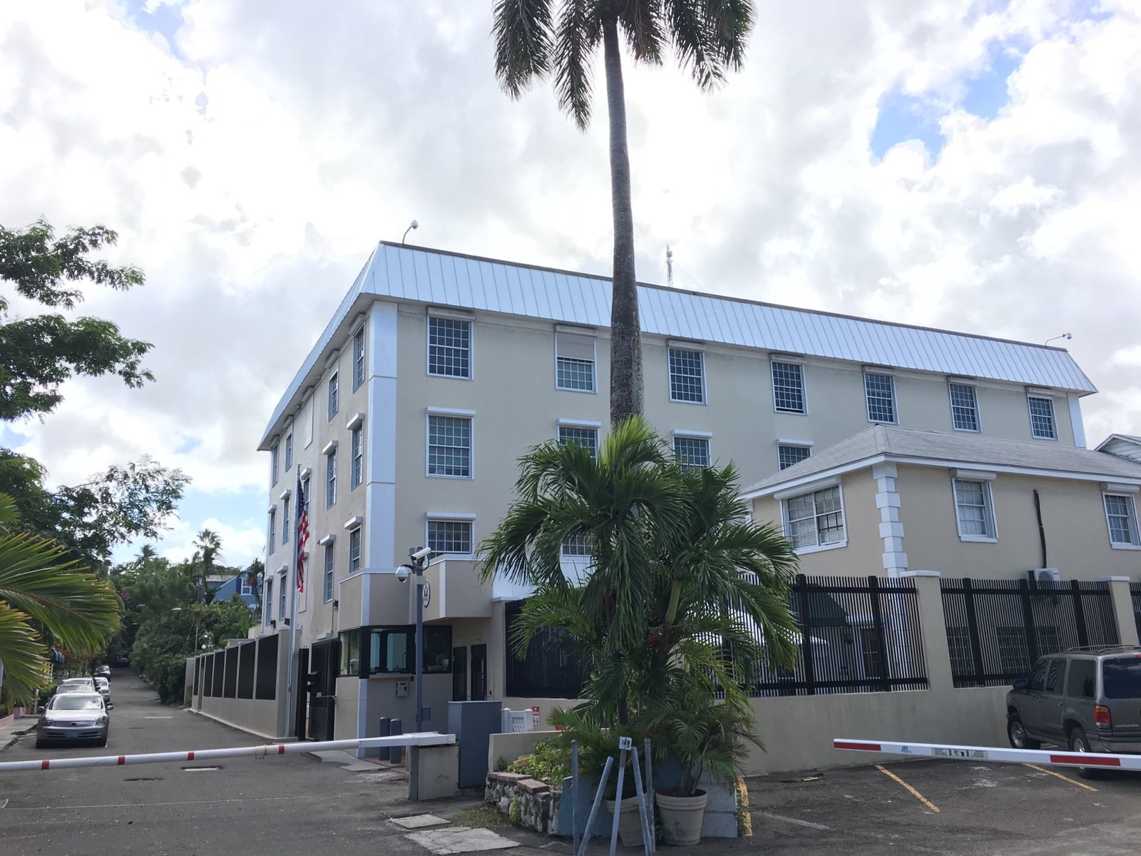 U S Embassy In Nassau Issues Alert Over Heightened Middle East Tensions Eye Witness News