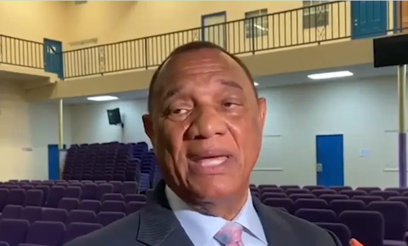 FORMER PRIME MINISTER CRITICIZES RCCL/PI DEAL