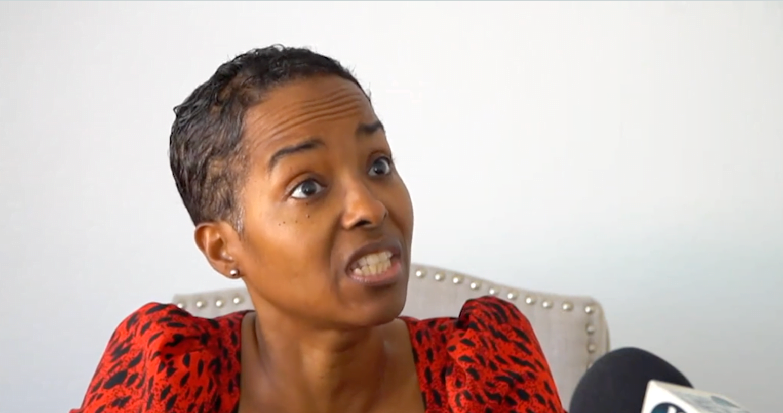 WORKING MOTHER STRUGGLES WITH KIDS UNDER LOCKDOWN