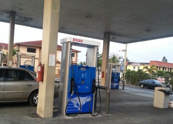 Gas prices plummet amid COVID-19 pandemic