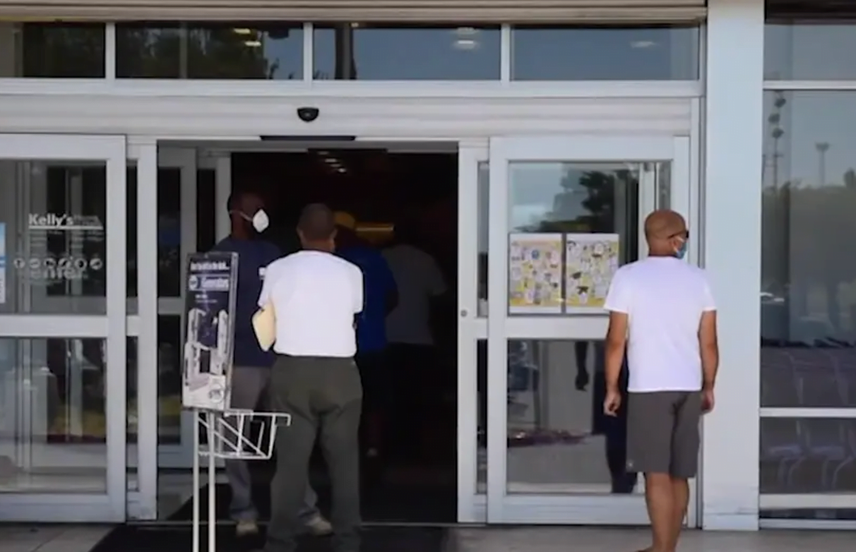 KELLY’S REOPENS; LINES WRAP AROUND MALL-AT-MARATHON