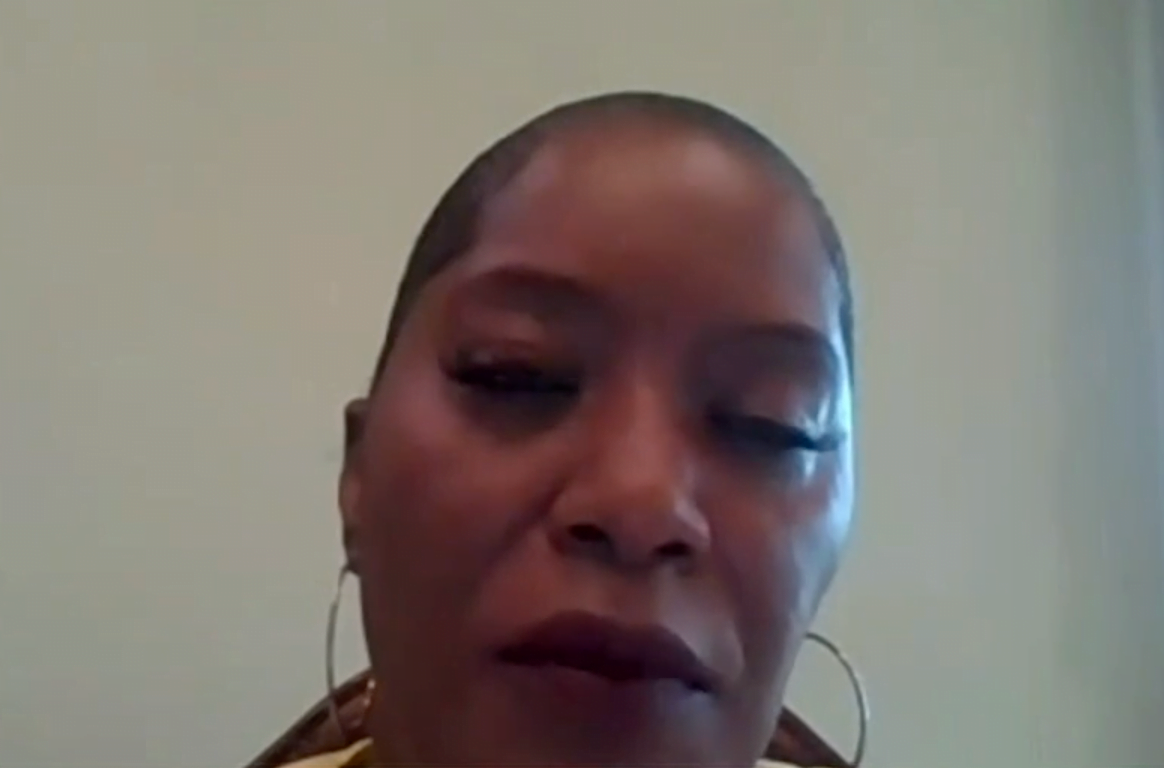 INCREASE IN BUSINESS LICENSE APPLICATIONS