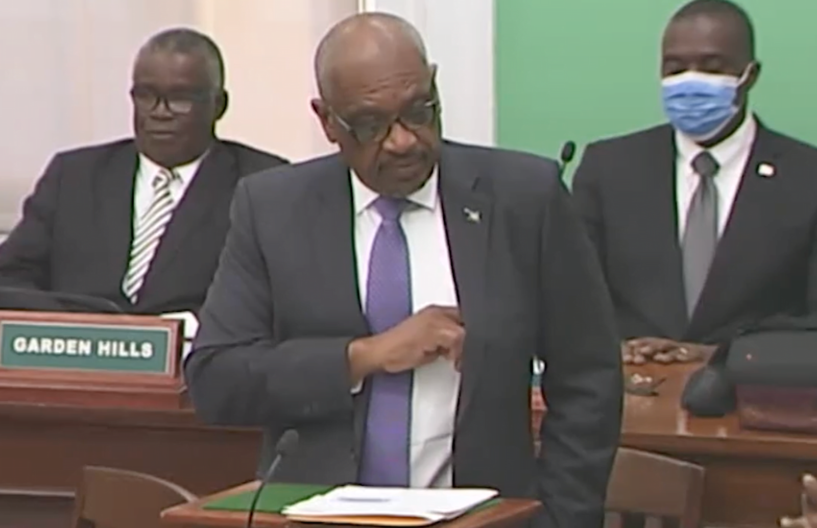 PM ORDERS SHUTDOWN OF BEACHES AND PARKS OVER INDEPENDENCE WEEKEND