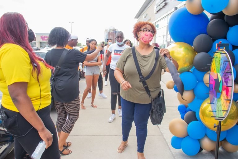 Bahamian native finds entrepreneurial success with Toronto’s largest blackowned hair and beauty