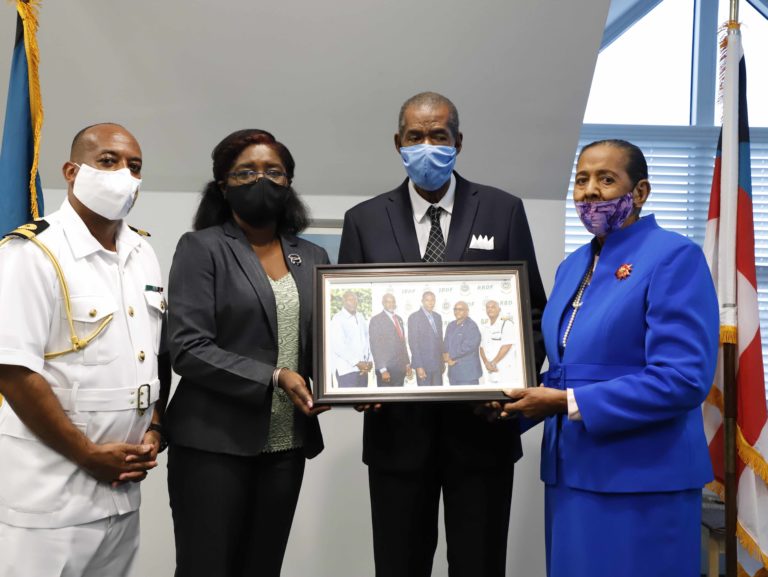 Commander defence force recognizes past RBDF commodores