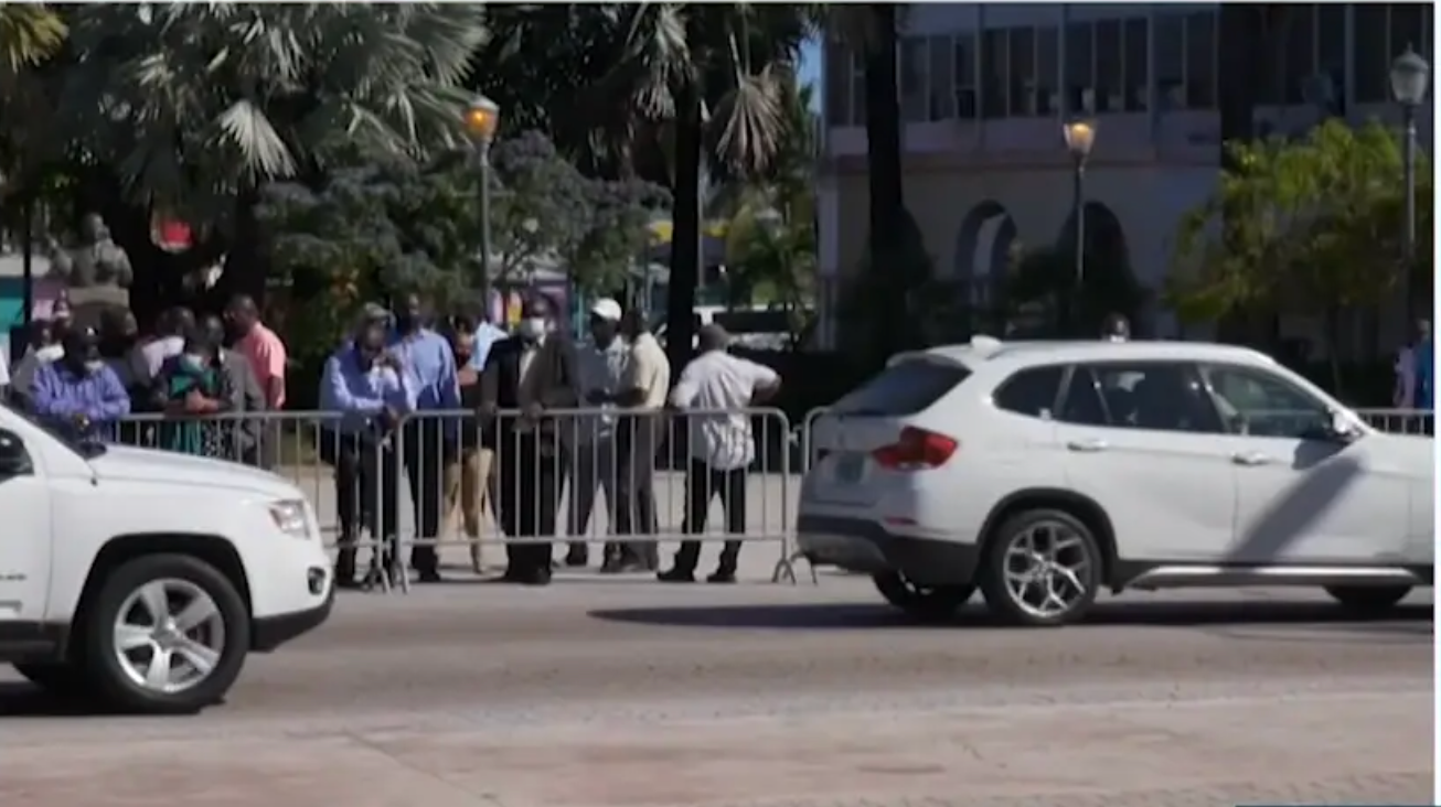 TAXI UNION TAKES TO RAWSON SUARE FOR ANOTHER WEEK