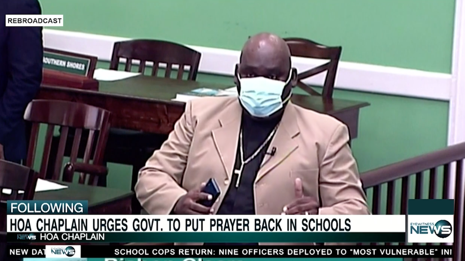 CHAPLAIN URGES GOV’T TO PUT PRAYER BACK IN SCHOOLS