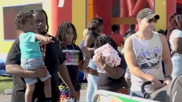 IL CARES HOSTS CHRISTMAS EVENT ON GB