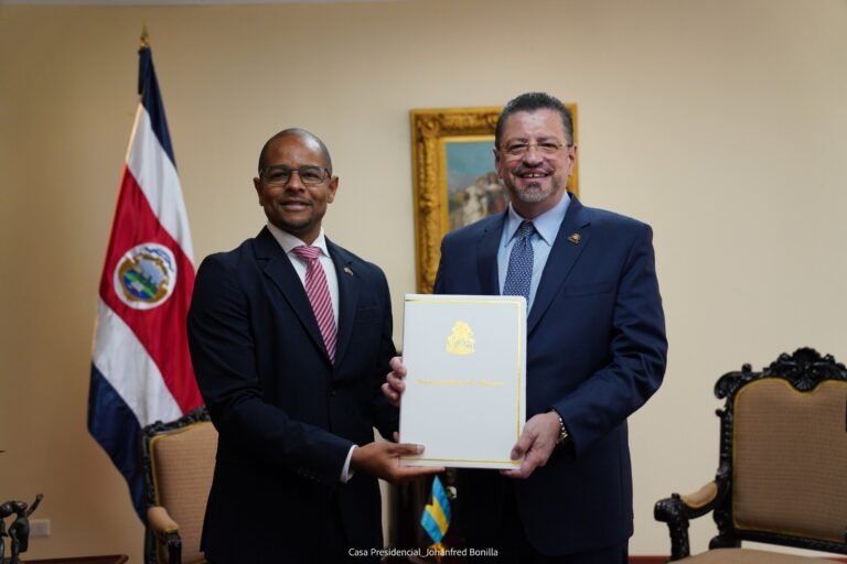 Bahamas Ambassador Bastian presents credentials to Costa Rican President Chaves